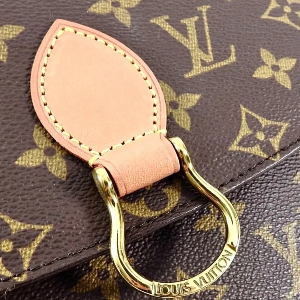 Louis Vuitton Saint Cloud MM Crossbody - Picture 4 of 13